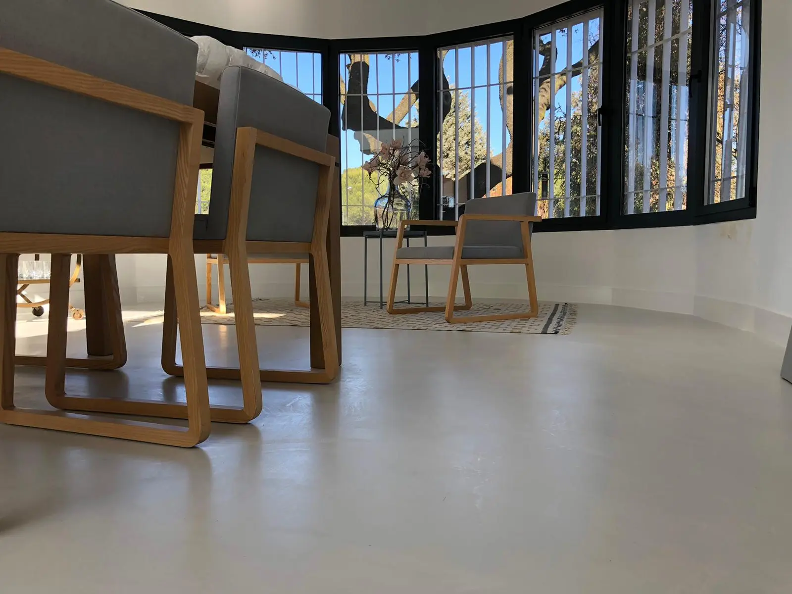 GM Microcementos - Expertos en microcemento exterior