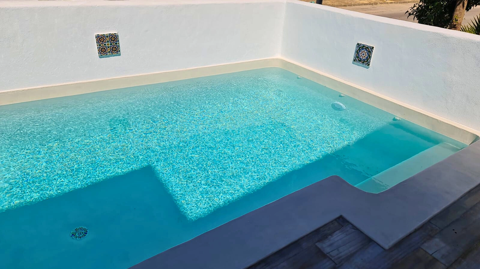 Piscina con microcemento - Vista 1